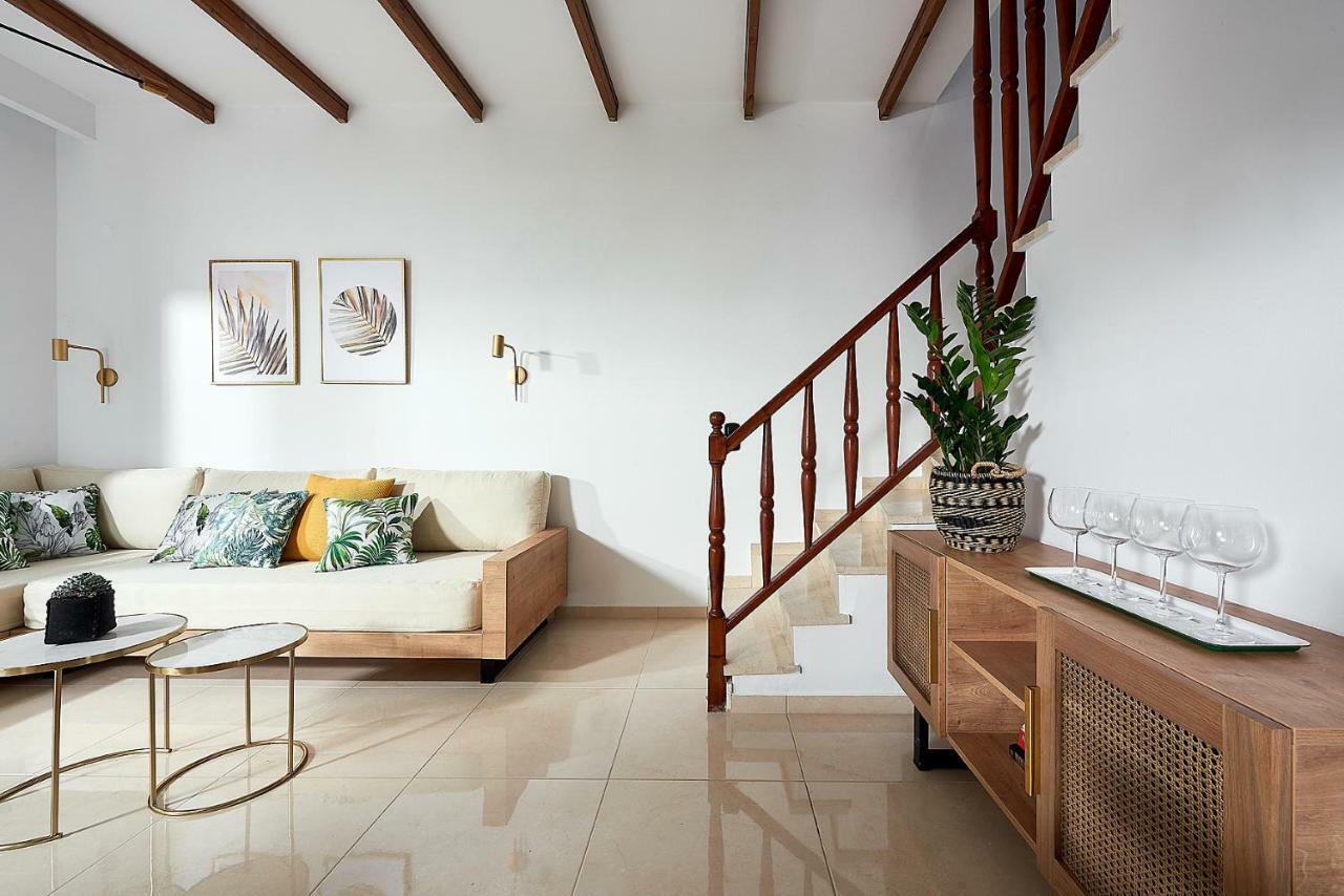 Beachfront Villa On Crete - Kirvas, Member Of Pelagaios Villas Кутсунари Экстерьер фото
